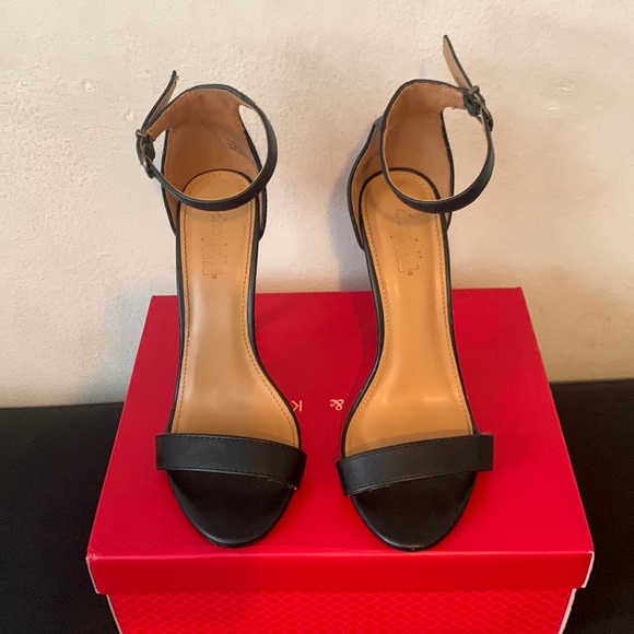Charlotte Russe black heels - Picture 2 of 8